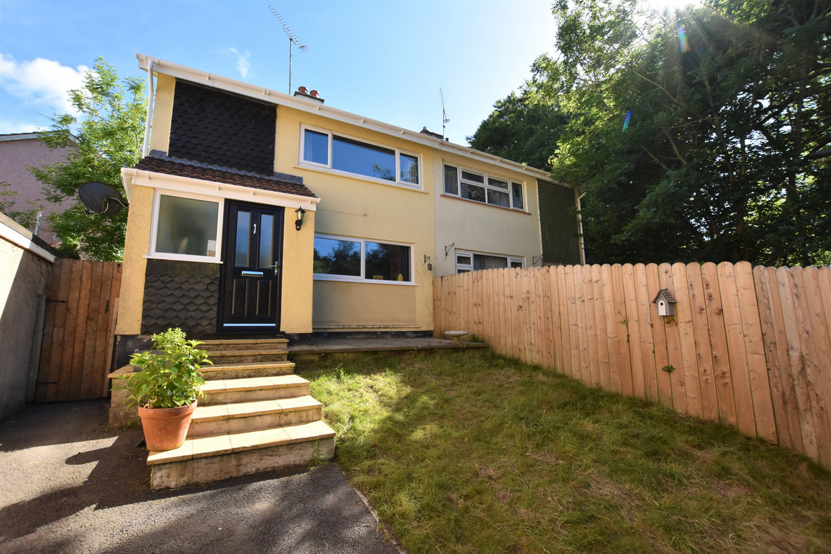 Situated on the fringes of this popular residential area is this well presented, two bedroom semi-detached home. The position of this home is perfect with easy accessibility to the hospital and into the City Centre yet pleasant walks on your doorstep.