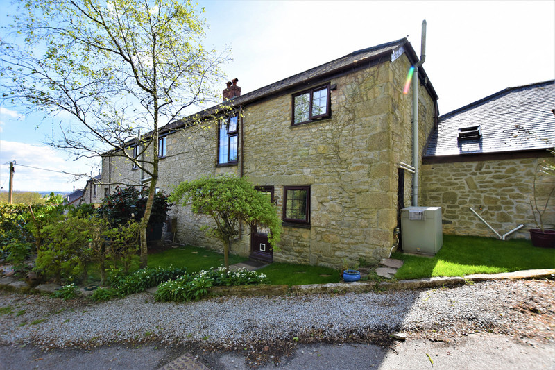 Situated in a rural position is this well presented two bedroom barn conversion. The property forms part of a collection of converted former farm buildings and an internal viewing comes highly recommended to appreciate the character and position on...